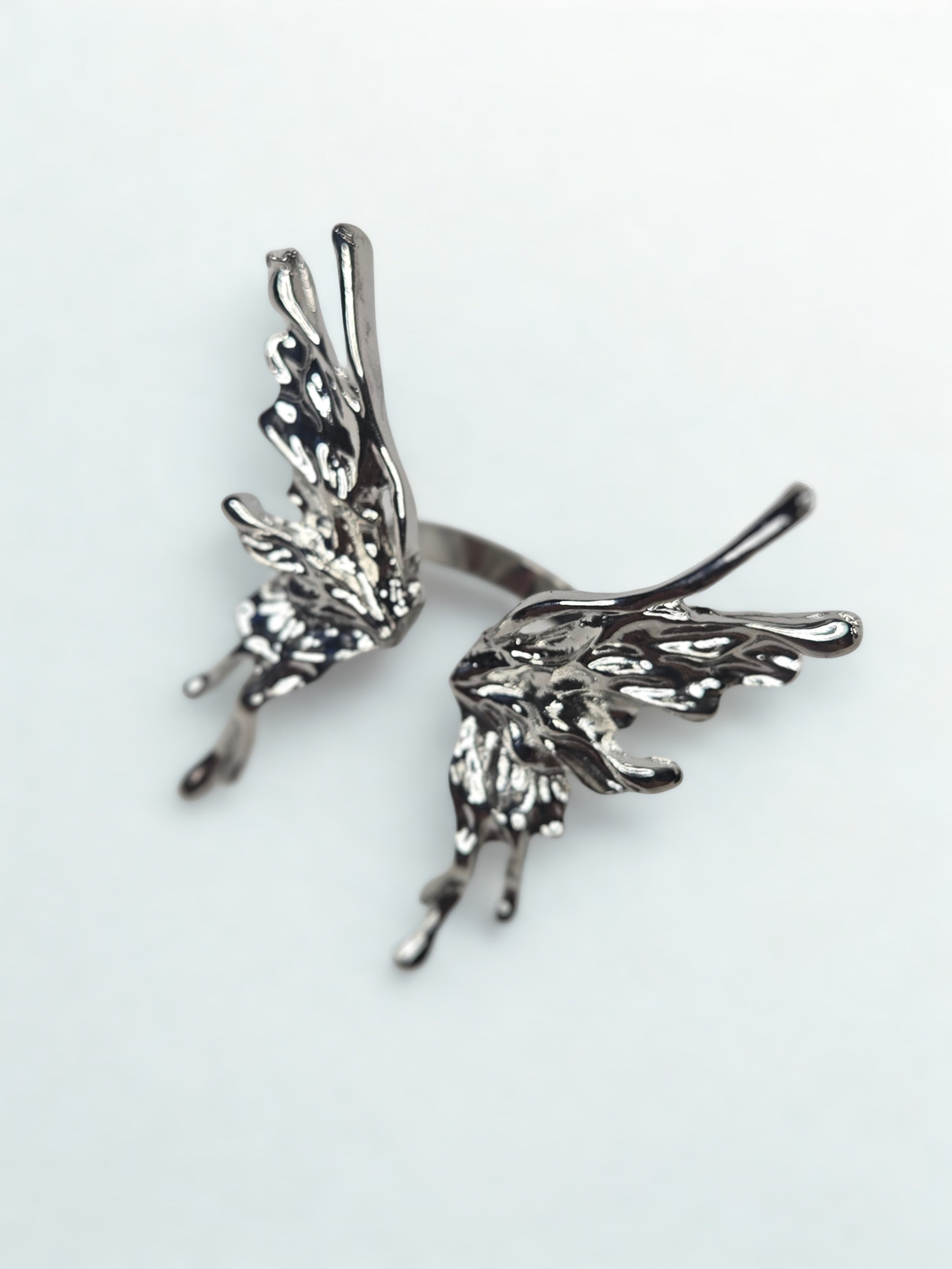 Shiny Large Butterfly Ring